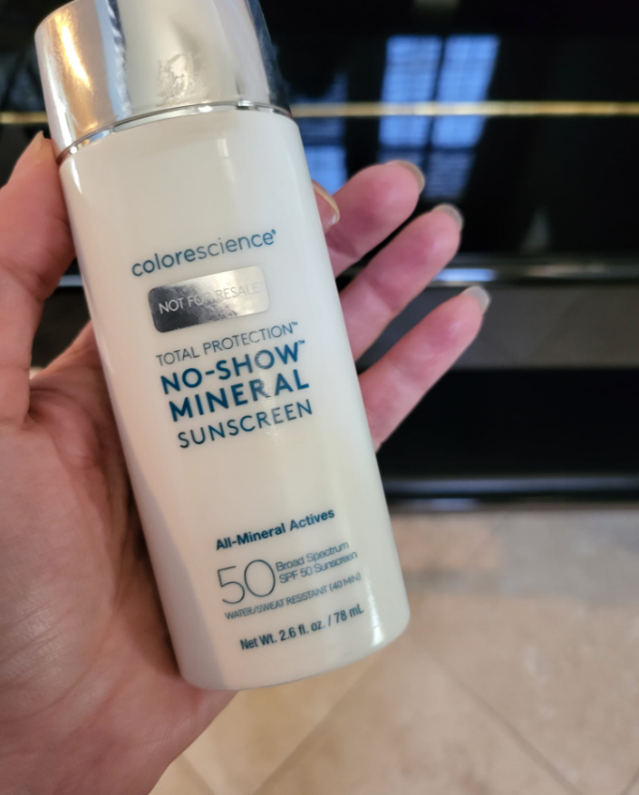 Total Protection™ No-Show™ Mineral Sunscreen SPF 50